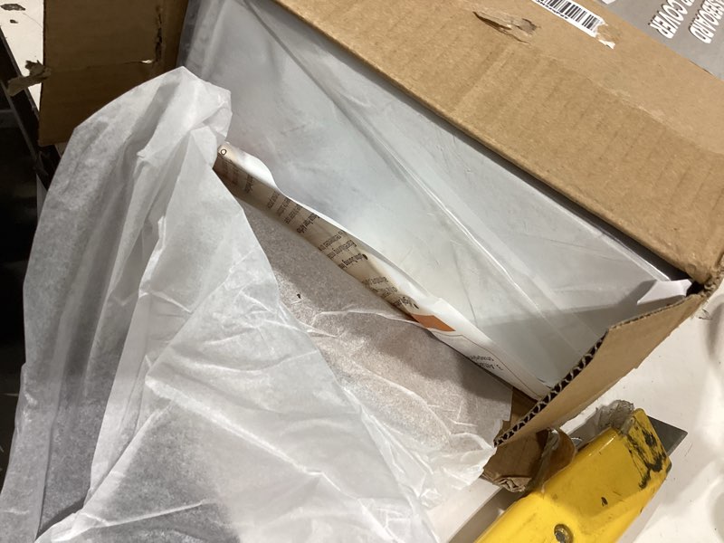 Condition photo showing Good Condition for 4ft steel easy slip-on baseboard heater cover with end caps for bathroom & hydronic system for replacing old cover, white cover 4ft ?with end caps?