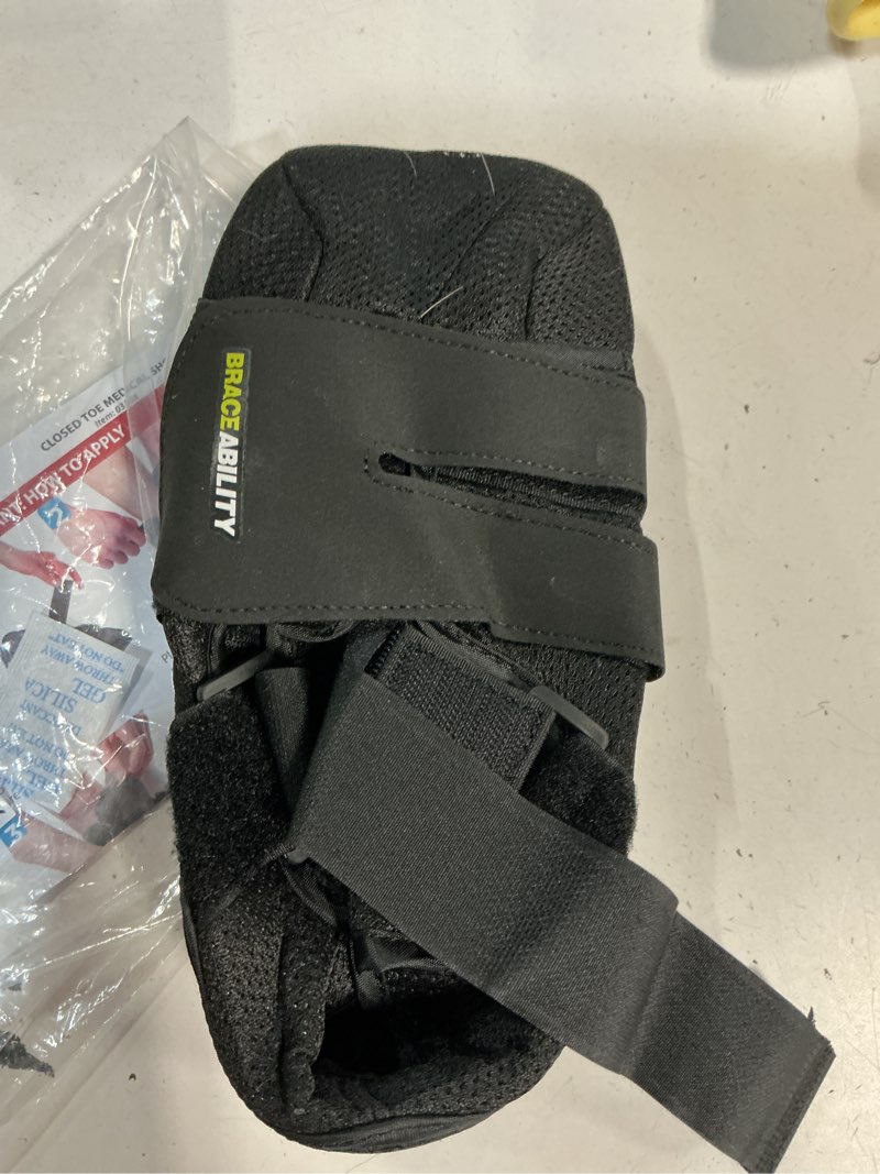 Condition photo showing As Is for braceability closed toe medical walking shoe - lightweight broken toe cast boot, fractured foot brace for metatarsal stress fracture, post-op bunion, hammertoe surgery recovery - for men or women (s) small