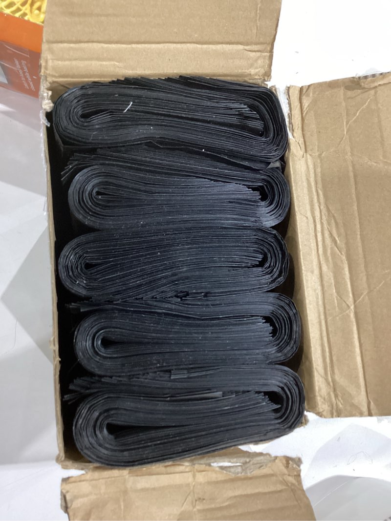 Condition photo showing Good Condition for qilery 500 pcs plastic merchandise bag bulk with die cut handle 9 x 12 inch strong durable shopping bags for small business, boutique, retail, gifts, trade show, party(black)