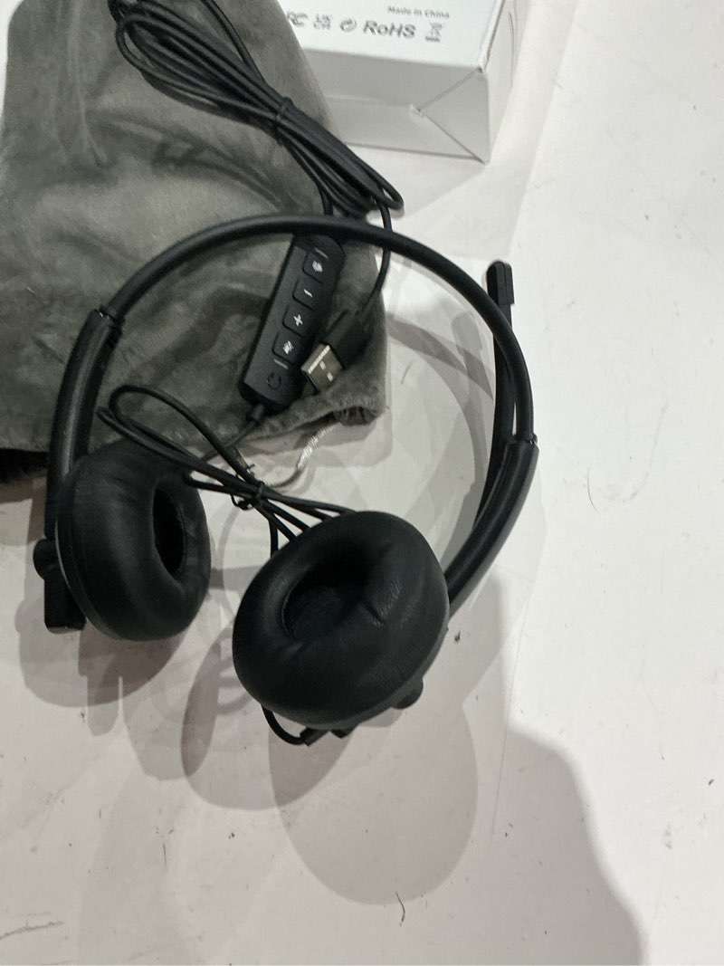 https://lotting-media.assets.bidfta.com/lotting_ba5e2071-e922-4daa-b973-e7d1188a1aef
