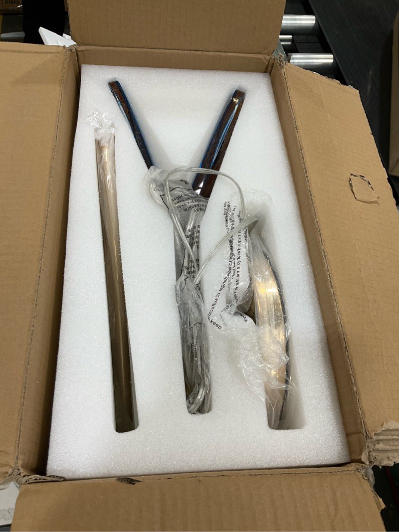 Condition photo showing Good Condition for O'NEELDY Gold Butterfly, Decorative Goose Neck Design, 12W LED Standing Tall Lamp for Living Room, 4000K Warm White Energy-Saving Modern Floor Lamp for Bedroom Office, Acrylic