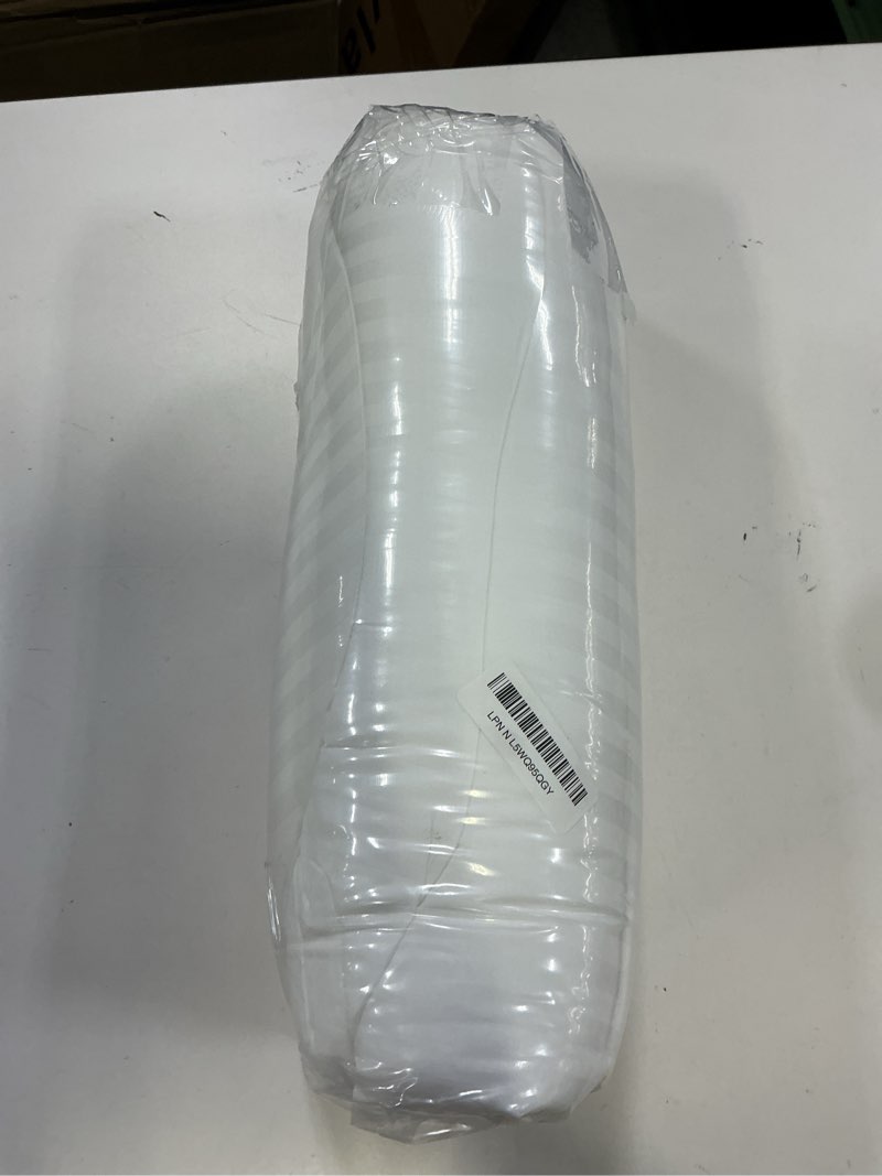 Condition photo showing New/Like New for (1 pcs)Beckham Hotel Collection Bed Pillows Standard/Queen Size Set- Original Soft Down Alternative Pillow for Sleeping - Soft Support for Back, Stomach or Side Sleepers Queen / Standard White