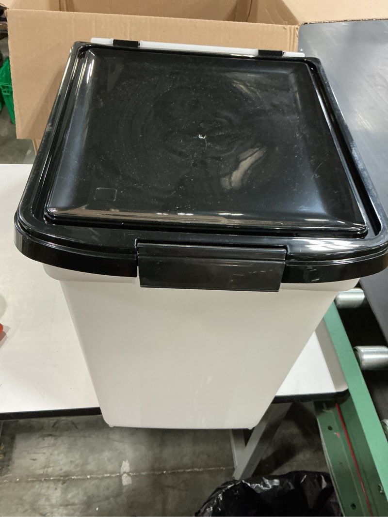 Condition photo showing New/Like New for iris usa dog food storage container 50 lbs, with removable rolling wheels, for dog cat bird and other pets, food storage bin, keep fresh, made in usa, pearl/black 50 lbs pearl/black