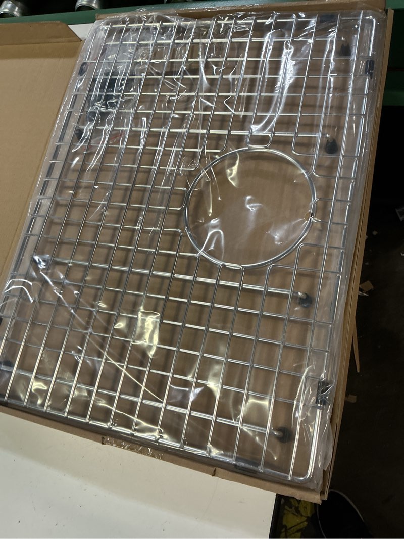 Condition photo showing New/Like New for serene valley sink grid 19" x 14-1/8", rear drain with corner radius r 3/8", svh1914r