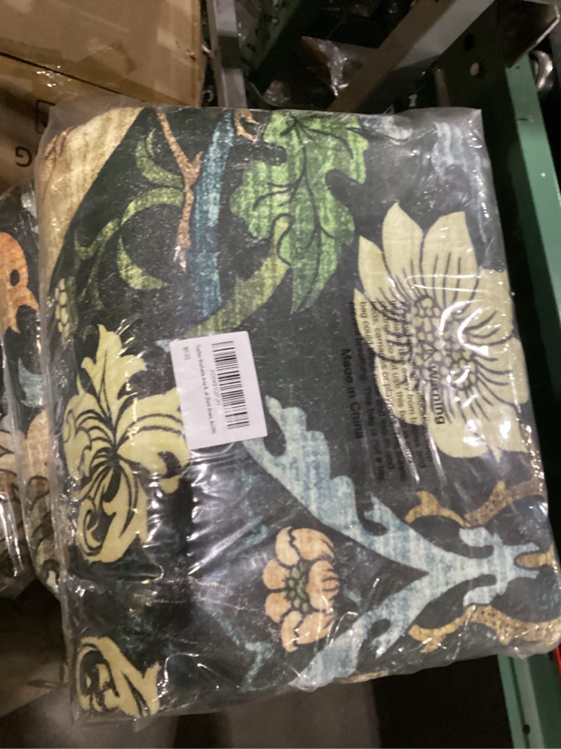 Condition photo showing New/Like New for Simular to stock photo Vintage Dark Green Living Room Rug, 8x10 Washable Area Rugs for Dining Room Under Kitchen Table, Bedroom, Oriental Low Pile Stain Resistant Non-Slip Large Carpet (8x10 Dark Green)