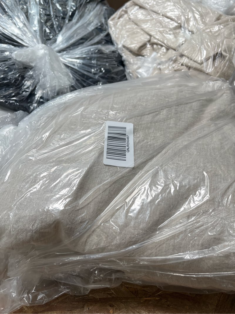Condition photo showing Good Condition for european linen chambray duvet cover set, cal king, natural chambray