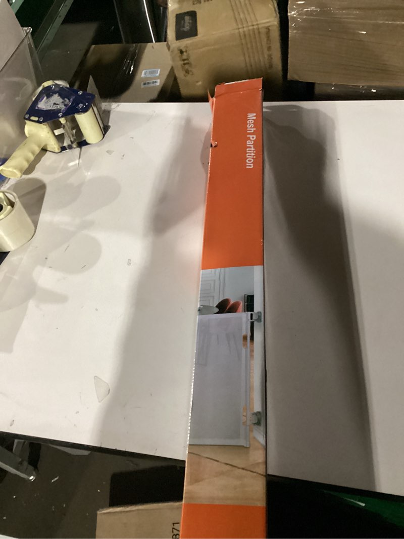 Condition photo showing Good Condition for Reinforced 55" Wide Retractable Baby Gates with Reinforced Strips, Indoor/Outdoor Retractable Dog Gate for Doorway Prevent Bottom Drilling Through, No Bottom Bar Safety Mesh Baby Gate for Stair, Black Black 33" Tall x 55" Wide? With Reinforced Bar ?