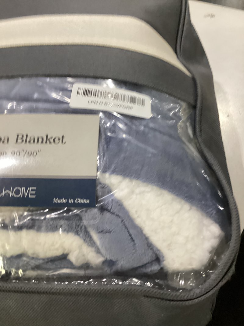 Condition photo showing New/Like New for KAWAHOME Sherpa Fleece Queen Size Blanket for Bed - Extra Warm and Heavy Thick Blankets for Winter, Super Soft 500GSM Plush Blanket, 90"X 90" Washed Blue Queen(90" x 90") Washed Blue