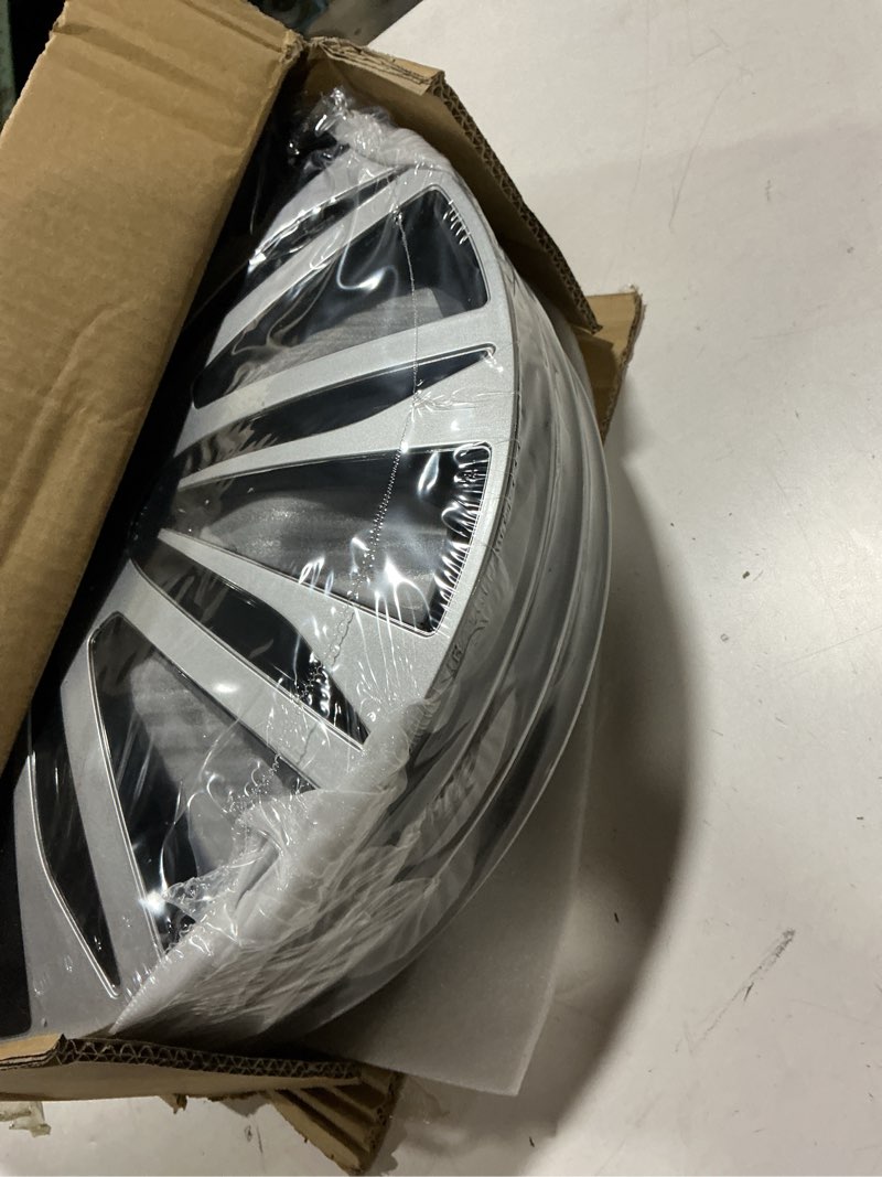 Condition photo showing Good Condition for SCITOO Car Wheel Rim Skin 4 Pack 15 inch Cover Hubcap Wheel Cover Replacement R15 Hub Caps -Set of 4?15-inch?Gloss Black & Silver? 15 in silver