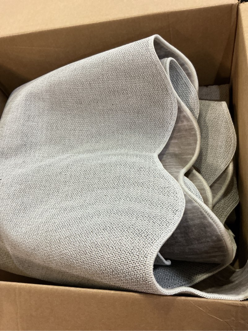 Condition photo showing Good Condition for GarveeHome Area Rug 6x9 Large Living Room Modern Border Throw Rug with Rubber Backing Stain Resistant Dining Room Throw Carpet Washable Scalloped Rug for Bedroom Home Decor Office, Fog Scalloped Fog/Ivory 6' x 9' (Rectangular)