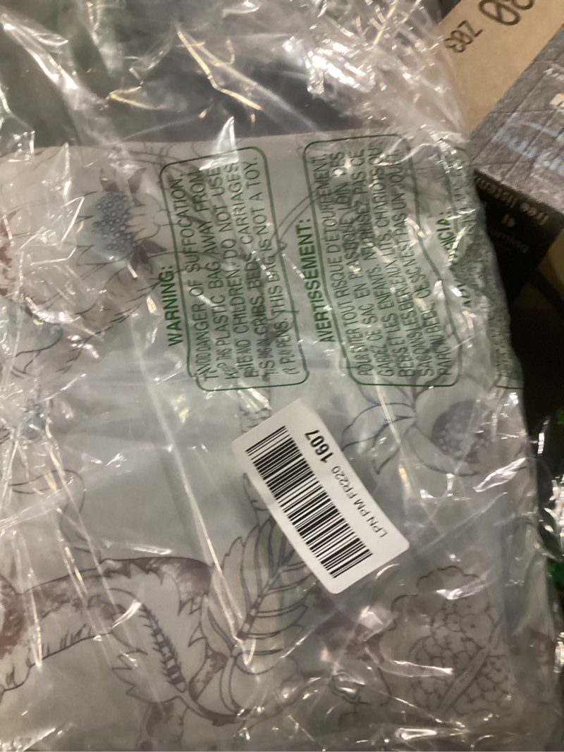 Condition photo showing Good Condition for H.VERSAILTEX Blackout Curtains 84 Inch Length 2 Panels Set Floral Print Curtain Drapes for Living Room Thermal Insulated Grommet Window Curtains for Bedroom - Traditional Floral in Brown and Soft Teal 52"W x 84"L (Pack of 2) Floral in Brown and Soft Teal