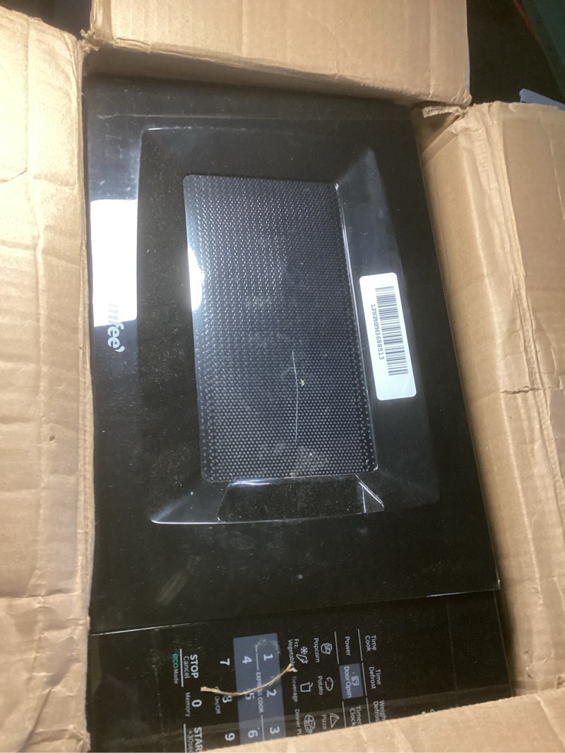 Condition photo showing Good Condition for comfee' em720cpl-pmb countertop microwave oven with sound on/off, eco mode and easy one-touch buttons, 0.7cu.ft, 700w, black