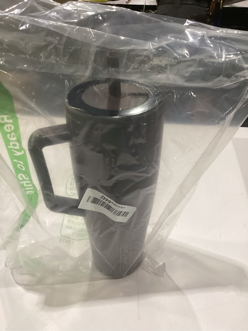 Condition photo showing Good Condition for brümate era 40 oz tumbler with handle and straw | 100% leakproof insulated water bottle tumbler with lid and flexible softsip straw | made of stainless steel | cup holder friendly | 40oz (java) java 40oz