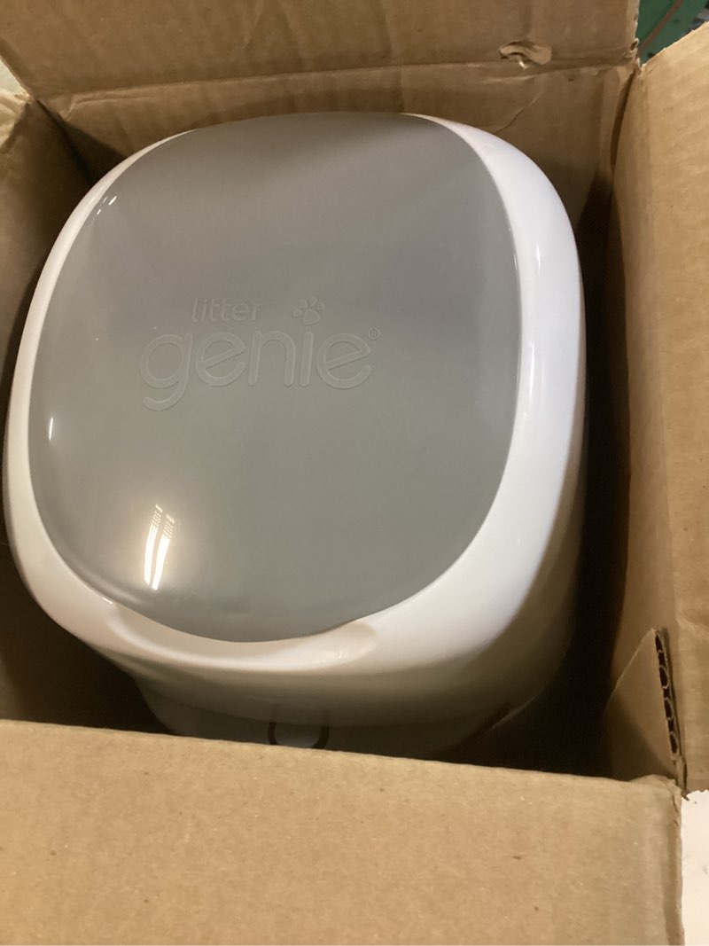 Condition photo showing Good Condition for litter genie platinum pail made of durable stainless steel includes 1 easy roll refill white