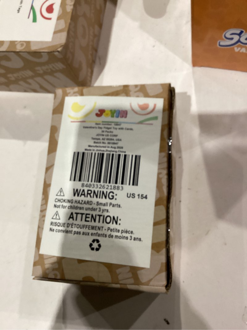 Condition photo showing New/Like New for JOYIN 30 Packs Valentine‘s Day Gift Cards with Pop Bubble Keychains, 6 Designs Mini Colored Pop, Multi-Shape Stress Relief Fidget Toys for Kids Valentine's Party Favors and Classroom Gift Exchange Classic Valentine Pop Bubble
