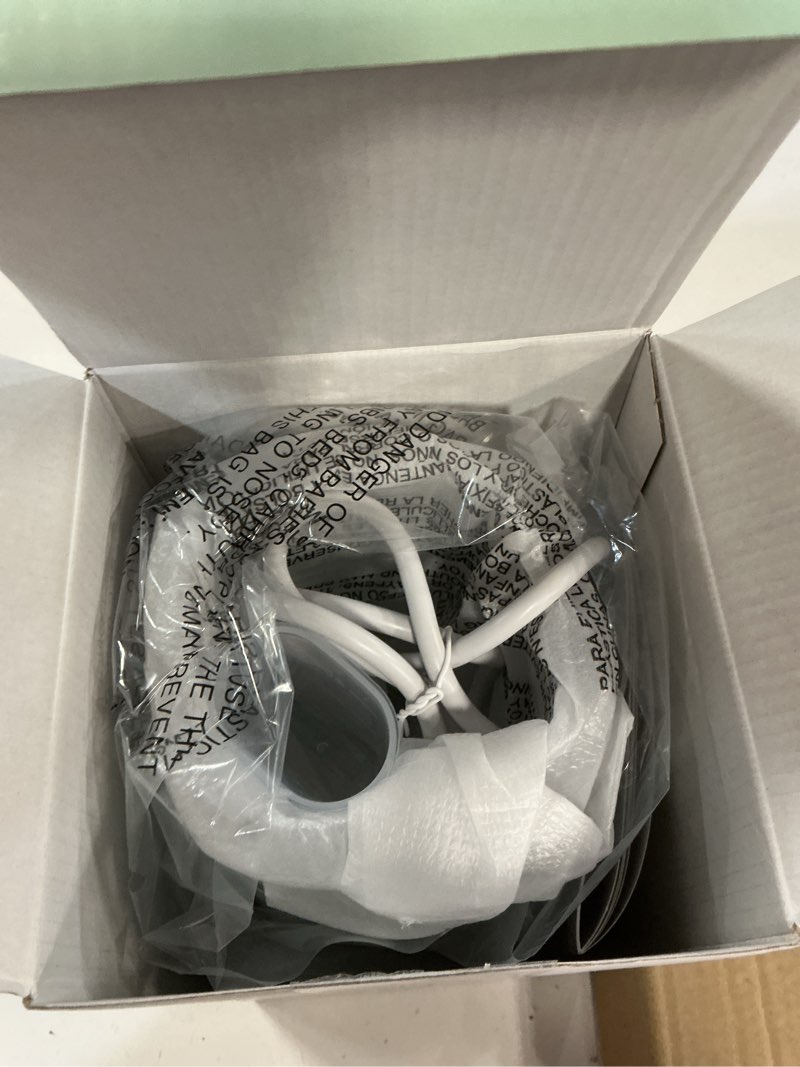 Condition photo showing New/Like New for momcozy bottle warmer, fast bottle warmers for all bottles with timer, accurate temperature control and automatic shut-off, multifunctional bottle warmer for breastmilk green+white