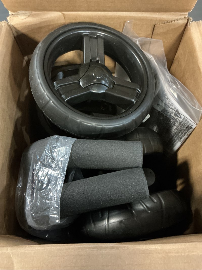 Condition photo showing Good Condition for Summer by Ingenuity 3D Mini Convenience Stroller – Lightweight Stroller with Compact Fold, Multi-Position Recline, Canopy with Pop Out Sun Visor and More – Umbrella Stroller for Travel and More, Gray