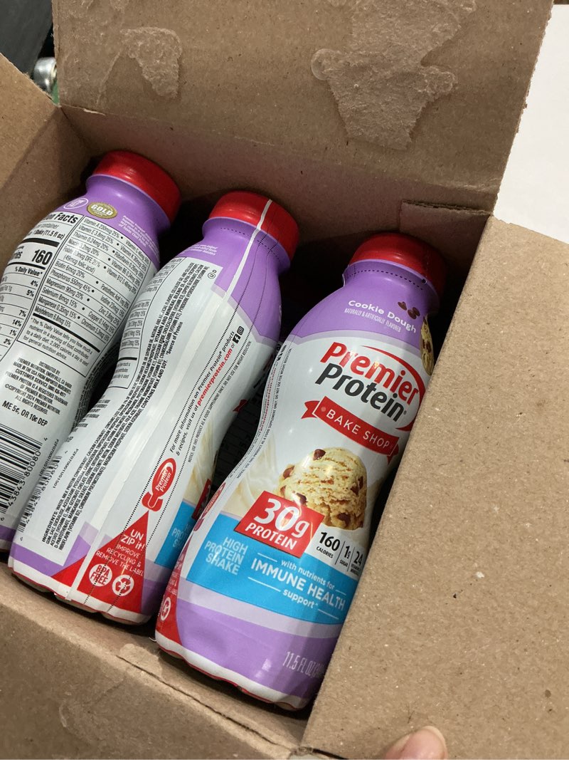 Condition photo showing Good Condition for (BB:25/09/2025) Premier Protein Shake, Cookie Dough, 30g Protein, No Added Sugar, 24 Vitamins & Minerals to Support Immune Health, 11.5 fl oz, 12 Pack (Packaging May Vary) Cookie Dough 11.5 Fl Oz (Pack of 12)