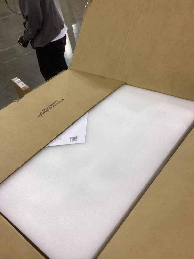 Condition photo showing New/Like New for Chandelier