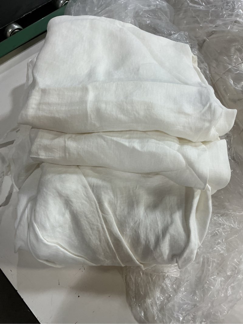 Condition photo showing Good Condition for quince european linen duvet cover set, full/queen, white