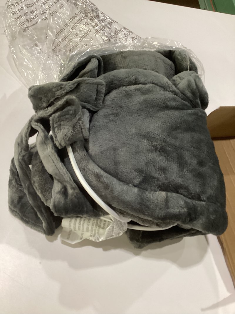 Condition photo showing Good Condition for Ambershine 19''x24'' Weighted Neck & Shoulder Heating Pad, 2.5lbs with 12 Temperature Settings& 4 Auto-Off Timers, Pain Relief for Neck/Shoulder/Back, Christmas Gifts for Women Men Mom Dad(Navy Blue) 01-navy Blue, SIMILAR TO STOCK PHOTO