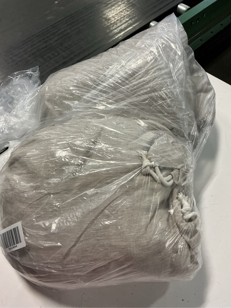 Condition photo showing Good Condition for european linen duvet cover, king/cal king, natural chambray