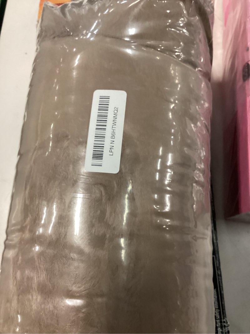 Condition photo showing New/Like New for evergrace ultra soft luxury fluffy faux rabbit fur throw blanket, thick warm bubble throw for bed, c