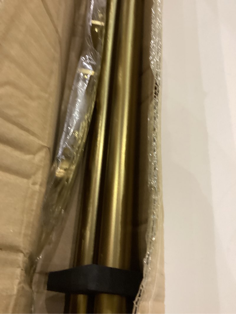 https://lotting-media.assets.bidfta.com/lotting_babe9bdb-87e4-42c1-a6fe-ef1b67eba7b7