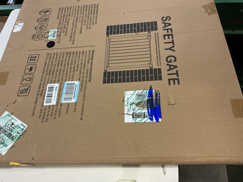 Condition photo showing New/Like New for 29.5-40.5" Baby Gate for Stairs, Dog Gate for Doorways, Walk Thru Auto Close Metal Baby Safety Gate for The House, Stairs and Doorways, Child Gate Pressure Mounted, Pet Gate for Dog Indoor - Black Black 29.5-40.5"W x 30"H