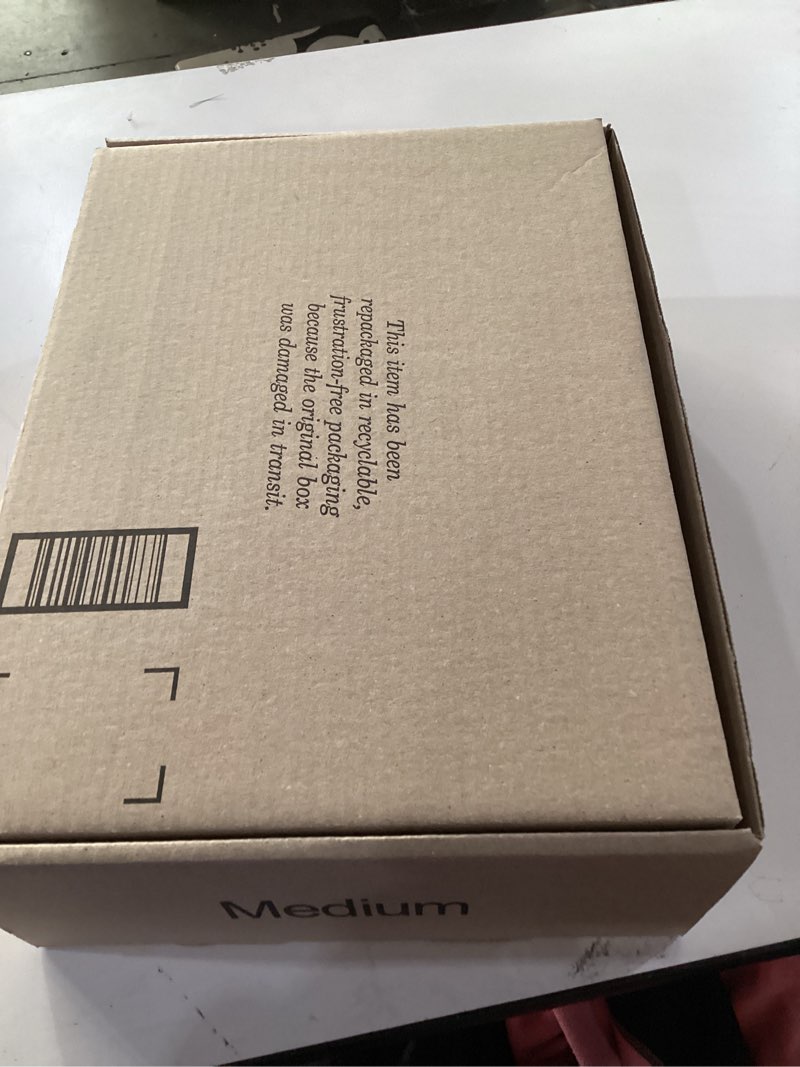 Condition photo showing New/Like New for Lands end medium