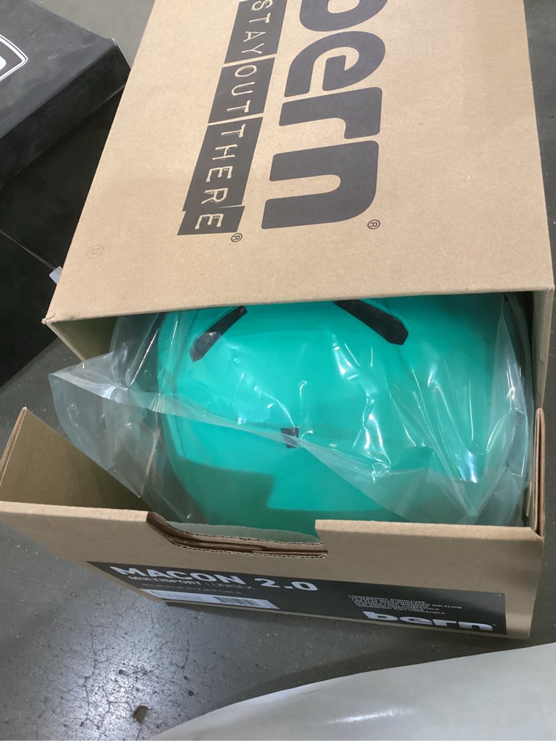 Condition photo showing New/Like New for Bern Macon 2.0 Helmet - Bike