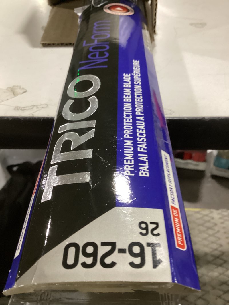 Condition photo showing Good Condition for TRICO NeoForm 16-2613 Wiper Blade with Teflon - 26"