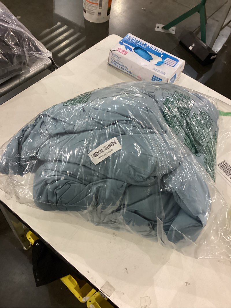 Condition photo showing New/Like New for puredown® King Size Blanket for Bed, Ultra Soft Lightweight Down & Feather Fill, All Season Blanket, Machine Washable, 88"X108", Sea Blue Sea Blue King