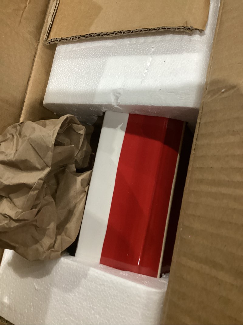 Condition photo showing Good Condition for MARTHA STEWART 3-Piece Oven to Table Stoneware Bakeware Set – Baking Dish & Casserole Set – Red – Durable Oven-Safe Bakeware for Baking and Serving Red 3-Piece Set (9", 11", 13")