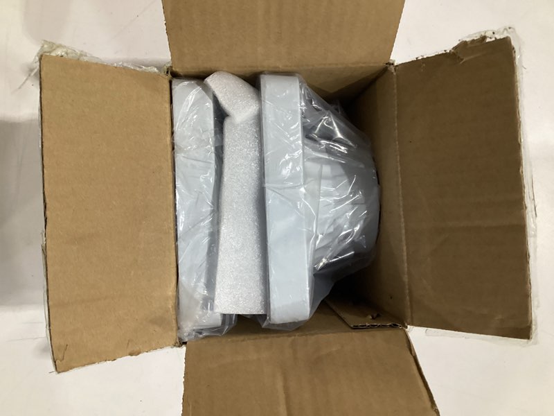 Condition photo showing Good Condition for outdoor post light mounting base 2 pack,cast aluminum pier mount base adapter for deck porch garden in matter white finish 5.6" w*5.6" l matte white-2pk