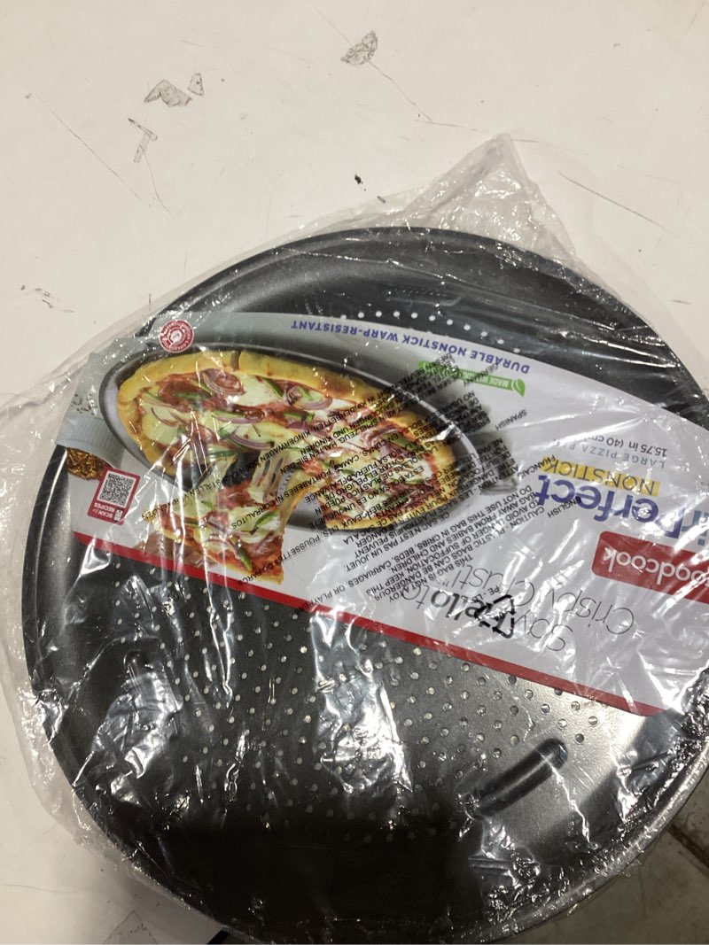Condition photo showing Good Condition for non-stick pizza pan with holes - 13-inch perforated pizza crisper carbon steel pizza pan - 1 round pizza trays pfoa pfos and ptfe free pack of 1 black