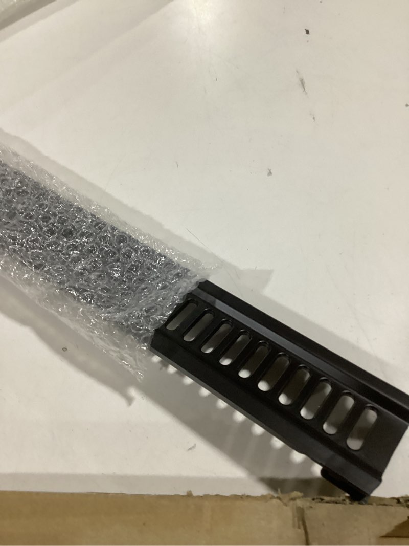 Condition photo showing Good Condition for WPW10310922 Range Oven Door Vent Trim Compatible with Whirlpool/Amana/Maytag Range, Replace# PD00027780 W10310922 W10118391 W10144870 1719786 AP6019241 PS11752547 EAP11752547