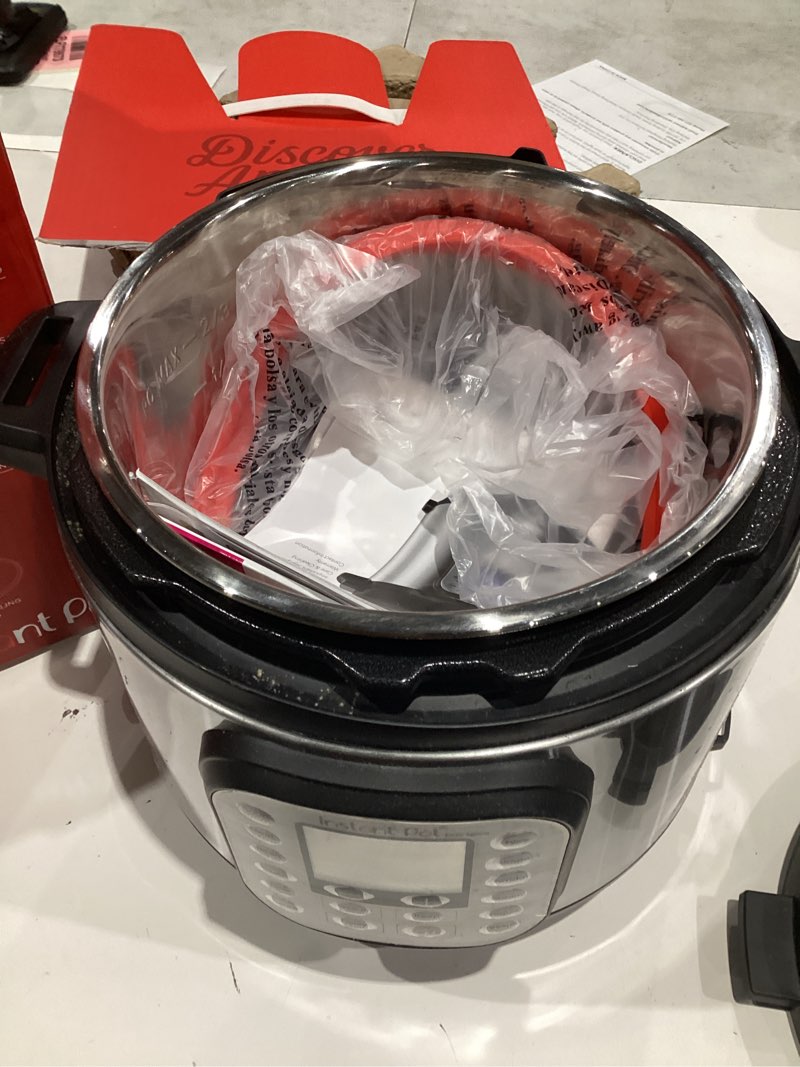 Condition photo showing Good Condition for instant pot, 6-quart whisper quiet 9-in-1 electric pressure cooker, slow rice steamer, sauté, yogurt maker, warmer & sterilizer, free app with 800+ recipes, stainless steel 6 quarts