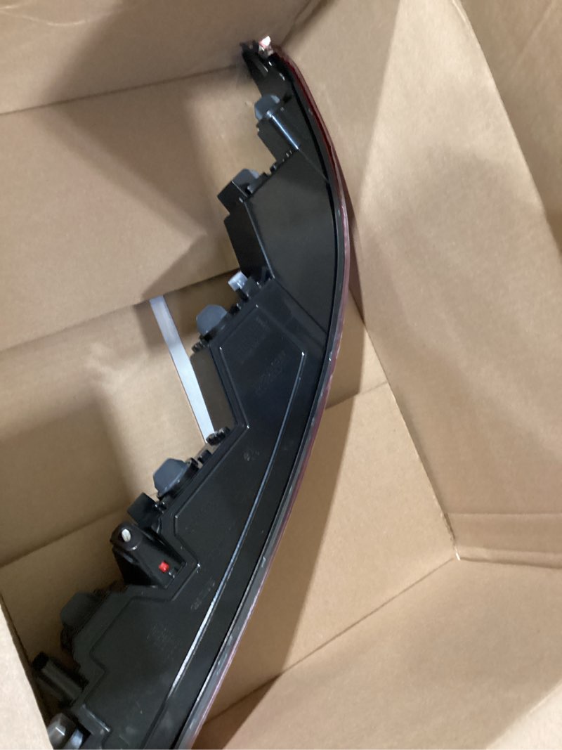 Condition photo showing Good Condition for Rear Bumper Brake Tail Light for 2018-2023 Au-di Q5 SUV US Version, Smoked Lens Red LED Fog Bumper Reflector Brake Light, [More Visibility & Safety] Tail Lamp (Right Driver Side) 2018-2023 Audi Q5 Right passenger side