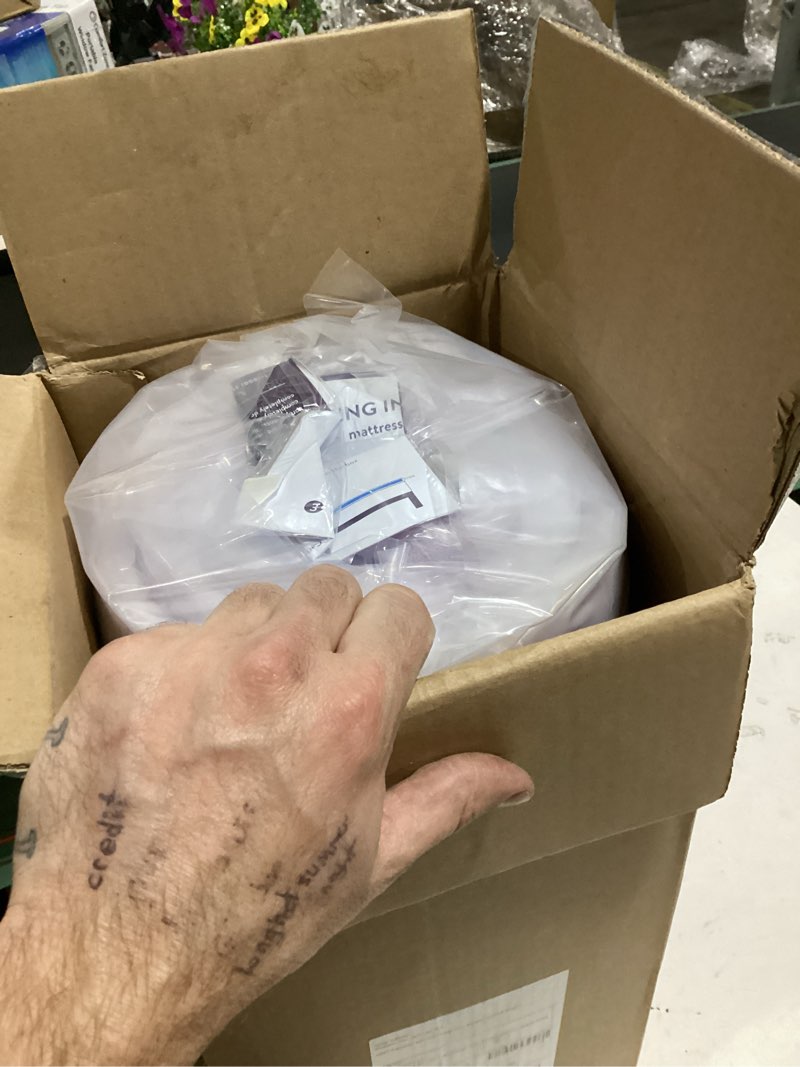 Condition photo showing New/Like New for best price mattress 3 inch egg crate memory foam mattress topper with soothing lavender infusion, certipur-us certified, dorm essentials, twin twin 3 inch egg crate
