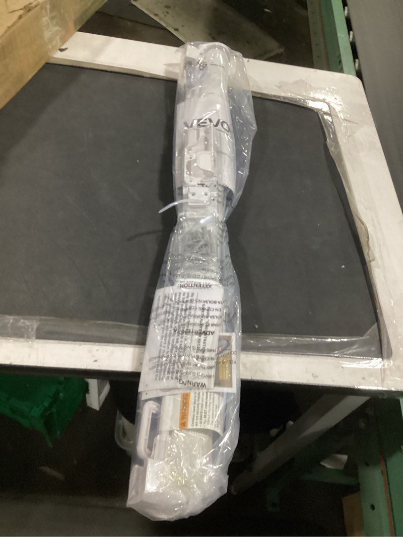 Condition photo showing Good Condition for vevor retractable baby gate extends to 72.8 inch wide 31.3 inch tall with security lock