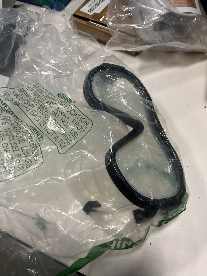 Condition photo showing As Is for amazon basics snorkel mask with dry-top tube and carry bag, snorkeling gear for adults, black