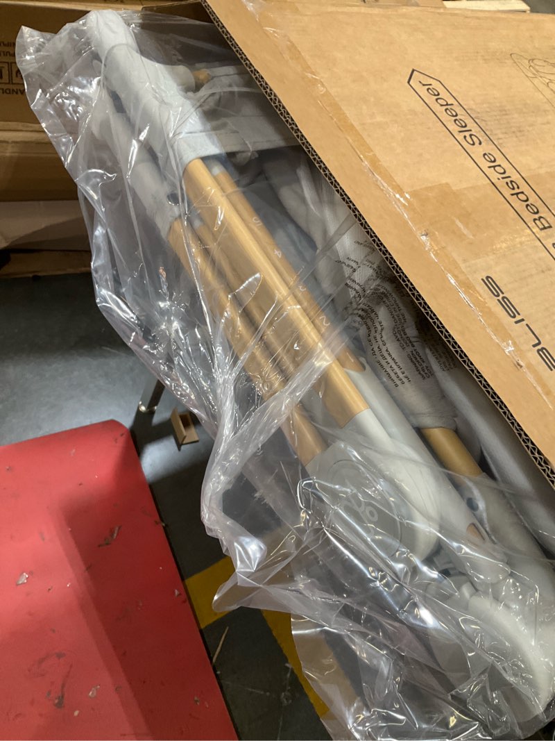 bassinet and bedside sleeper