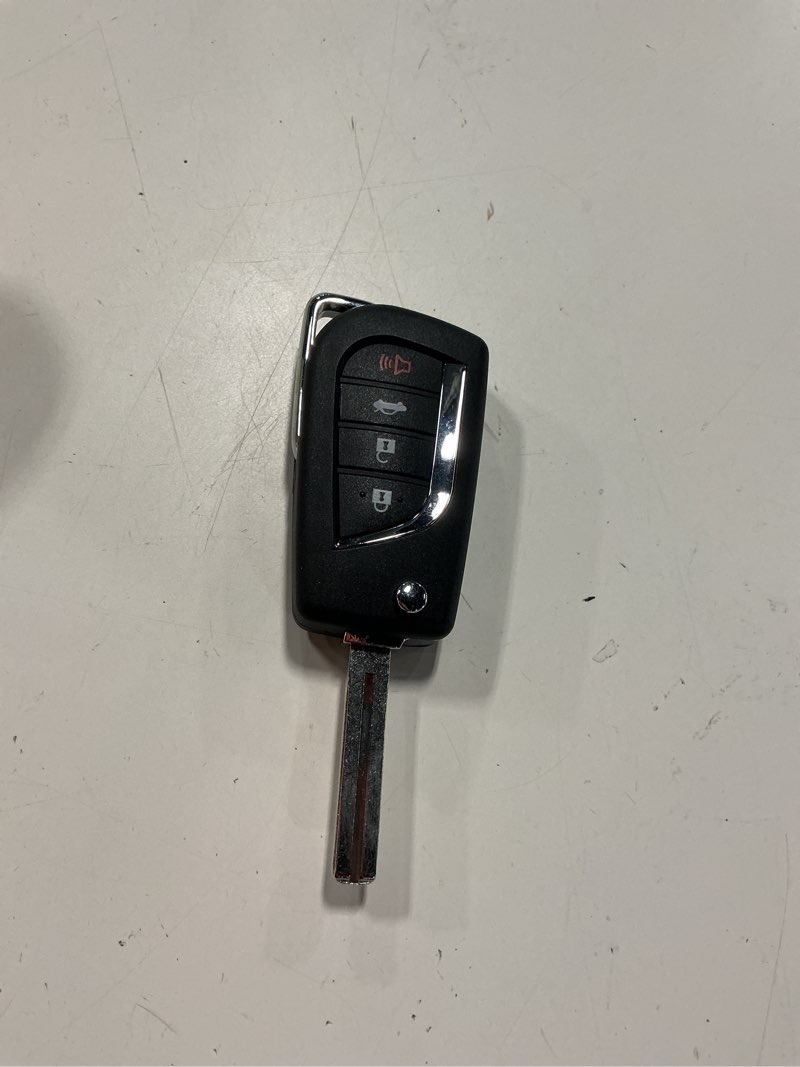 Condition photo showing Good Condition for supaland key fob fits for toyota camry corolla 2018 2019 2020 2021 2022 2023 2024 2025 keyless entry remote control flip key replacement fcc id: hyq12bfb p/n:89070-06790 4 button h chip