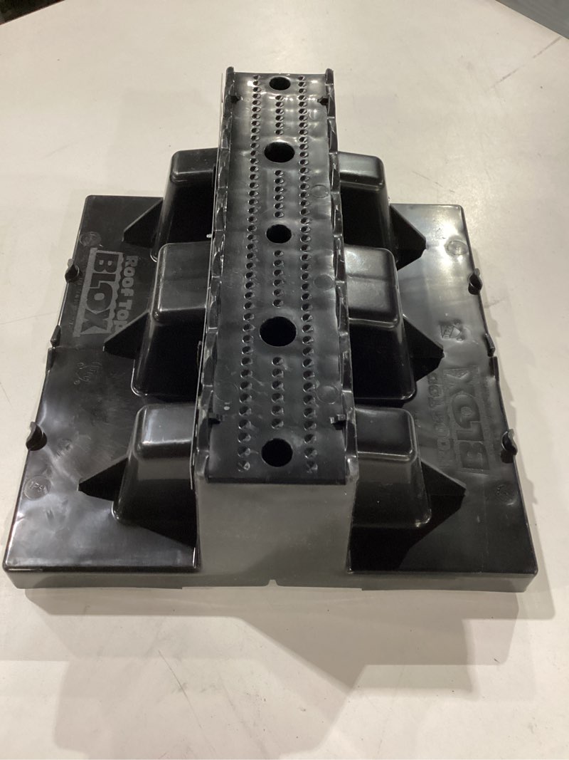 Condition photo showing Good Condition for Roof Top Blox RTB01 Polypropylene Rooftop Support Block for All Flat Commercial Roofs, 9" x 9", 250 lb. Load at Single Point, Black, 8 Pack Roof Top Blox Rooftop Support Block