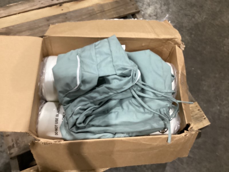 Condition photo showing Good Condition for green)))beacon park cushionguard almond chaise lounge slipcover set –| zippered