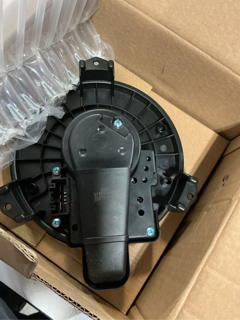 Condition photo showing As Is for 700215 Blower Motor with Fan 68232372AC Compatible with Dodge Lexus and Toyota Vehicles Journey, ES300h ES350 4Runner Avalon Camry Highlander 2005-2020 Replaces, 87103-0E040, 87103-60400