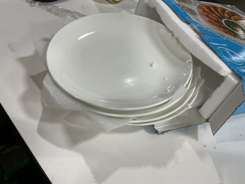 Condition photo showing New/Like New for delling 10 inch white dinner plates set of 4, porcelain round plates - microwave, dishwasher safe & chip resistant - elegant serving plates for everyday dining, holiday, party