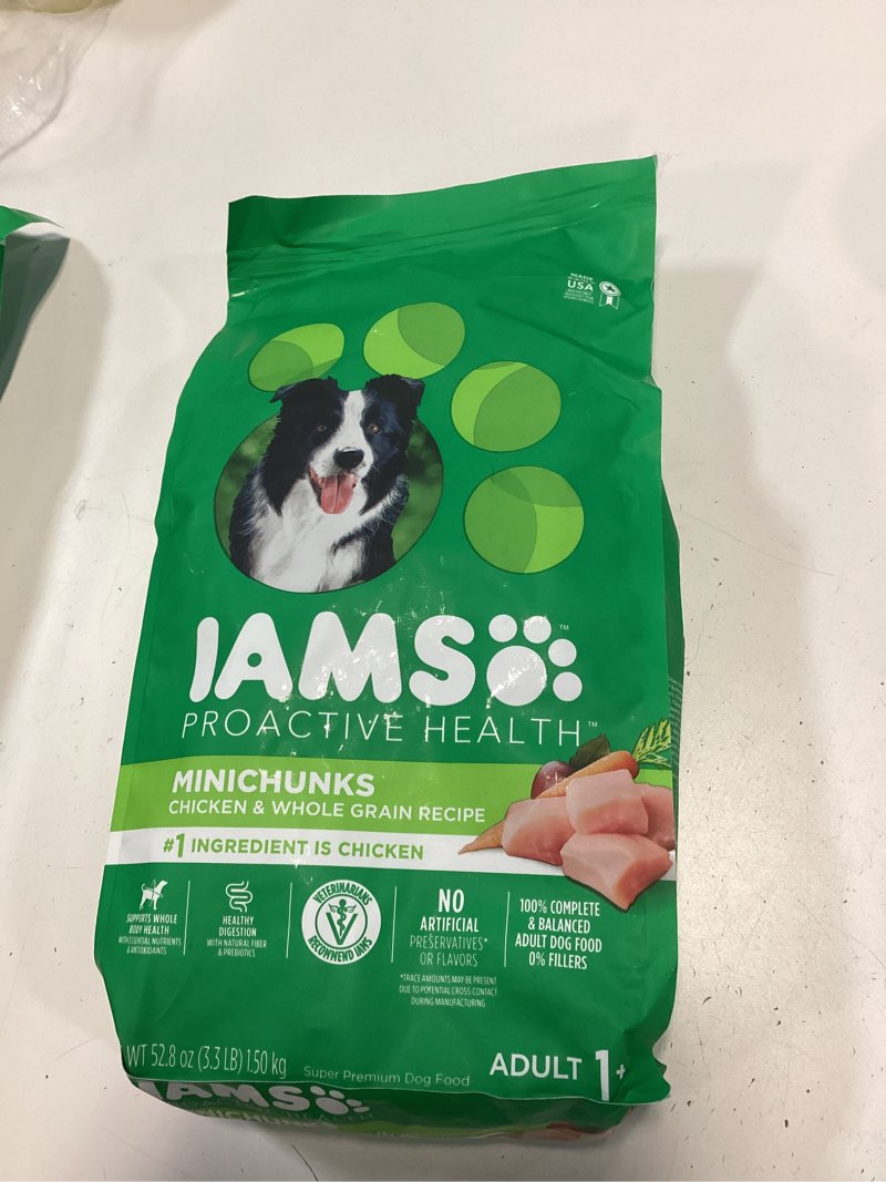 Condition photo showing New/Like New for IAMS Proactive Health Adult Minichunks Premium Dry Dog Food, Adult Dog Food Dry Recipe, 3.3 lb. Chicken 3.3 Pound (Pack of 1)