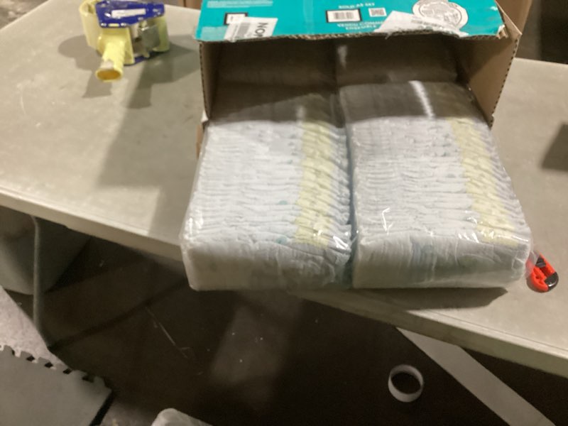 Condition photo showing Good Condition for Pampers Swaddlers Diapers Newborn - Size 0, 84 Count, Ultra Soft Disposable Baby Diapers